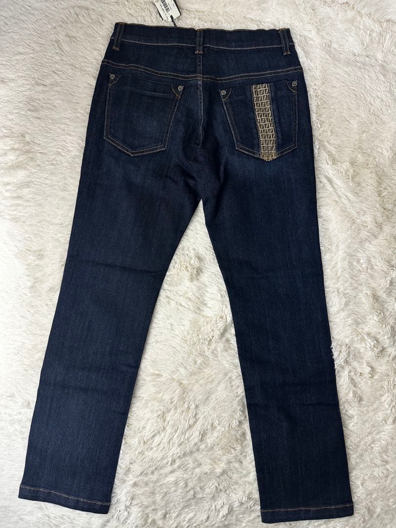 新品未使用 FENDI フェンディ ズッカ キッズ デニムパンツ 10A 150