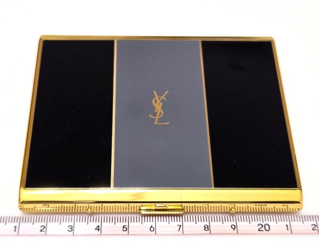 イヴサンローラン　シガレットケース／名刺入れ／カードケース　箱付き　41803