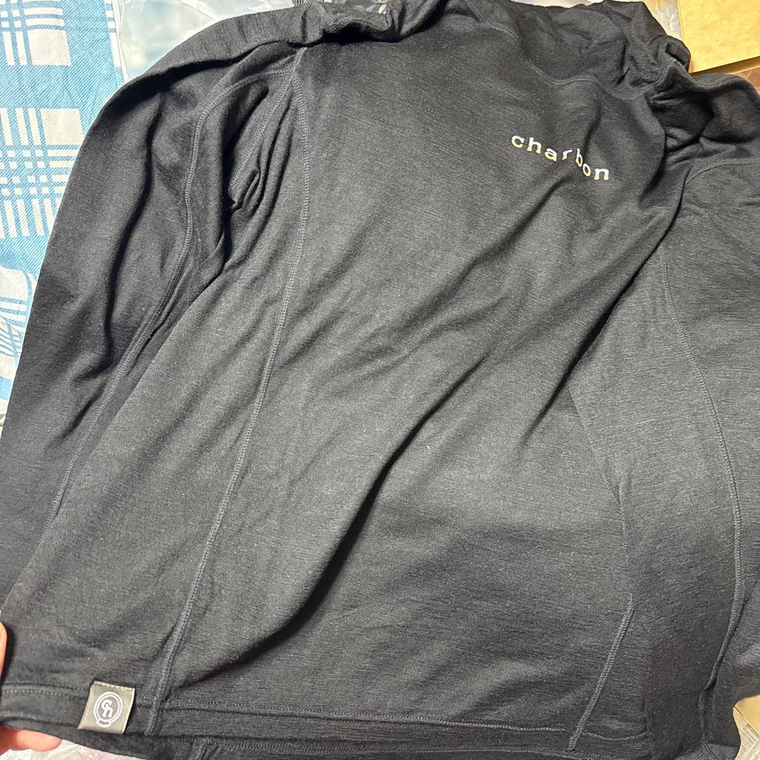 シャルボン　ウールフーディー