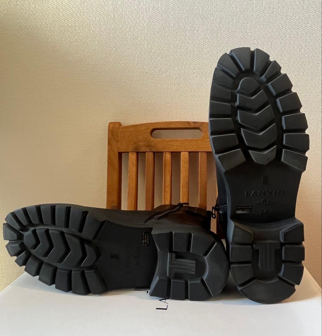 LANVIN en Bleu ブラック レザーサイドゴアブーツ