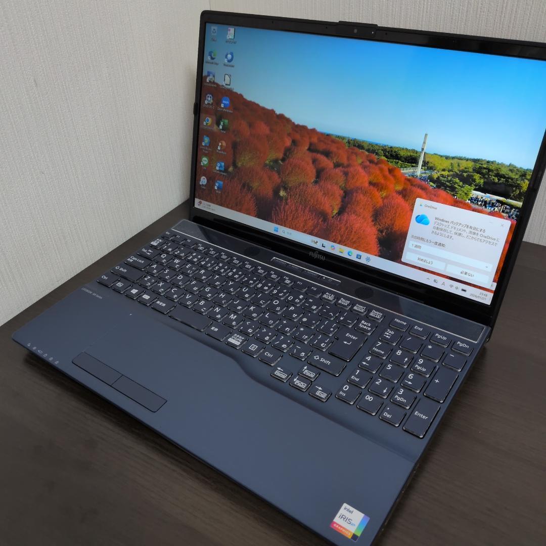 【第11世代Core i7】富士通 AH53/F3 32GB 1TB