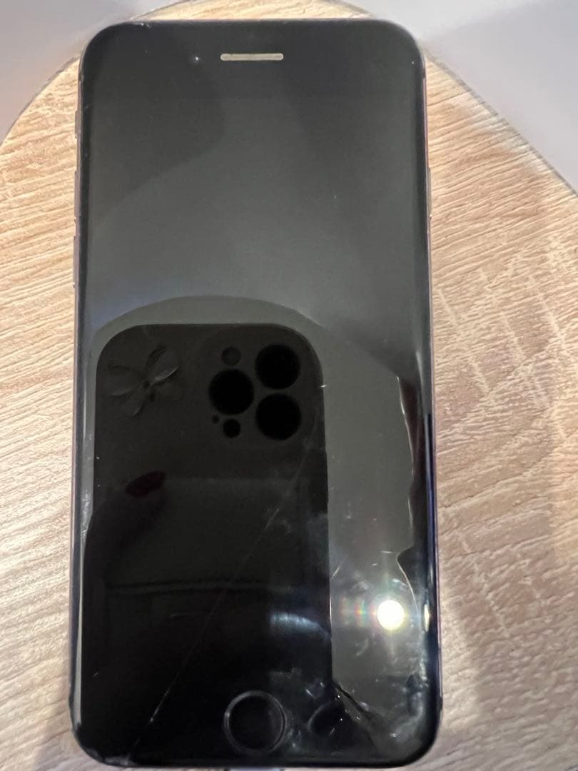 Apple iPhone 8 スペースグレイ