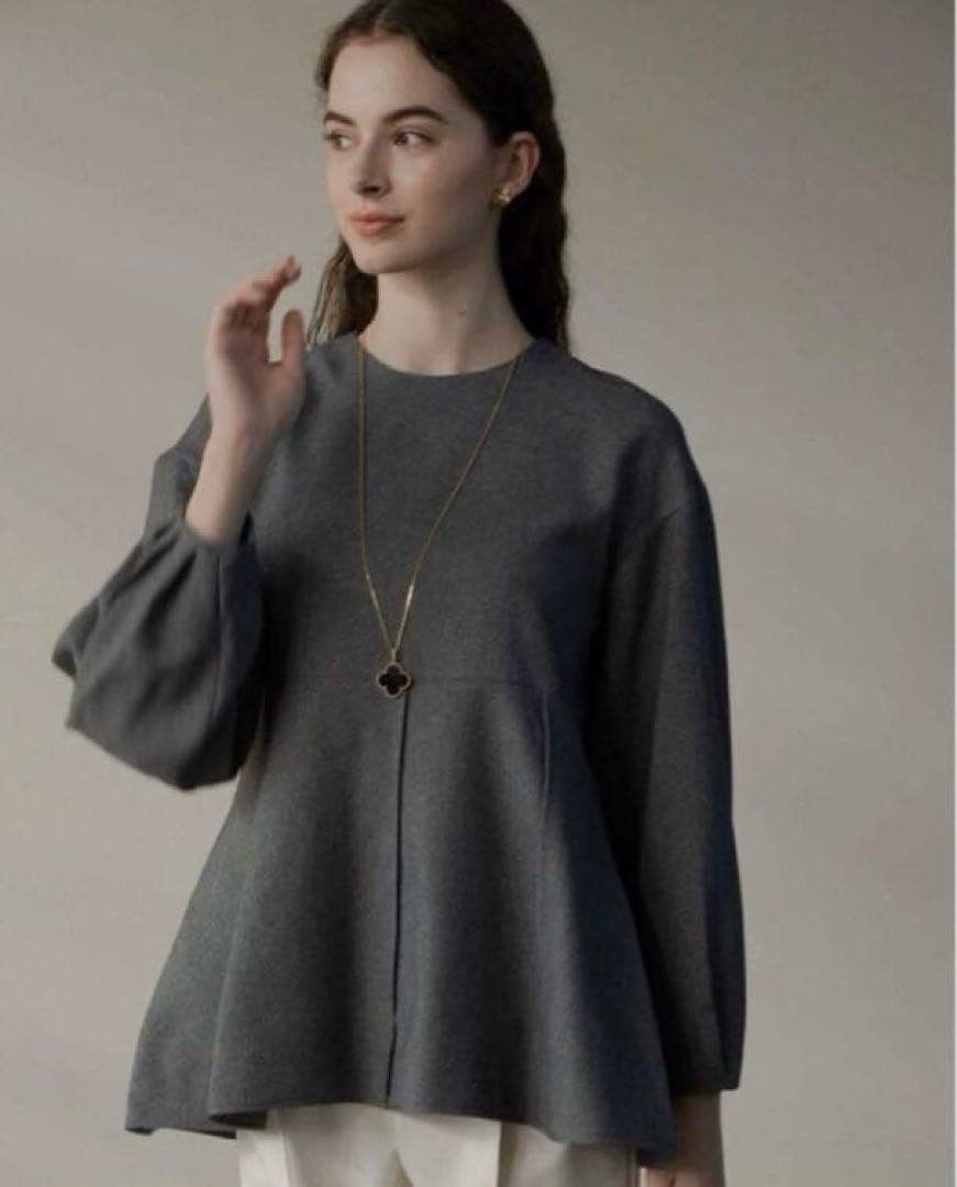 OHGA ぺプラム　ブラウス