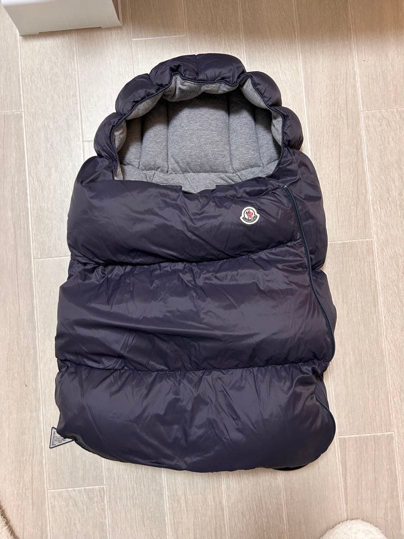 o*r様 モンクレール　ベビー　防寒　MONCLER おくるみ