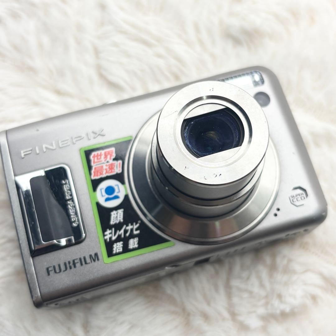 FUJIFILM FinePix F31fd シルバー 動作確認済み