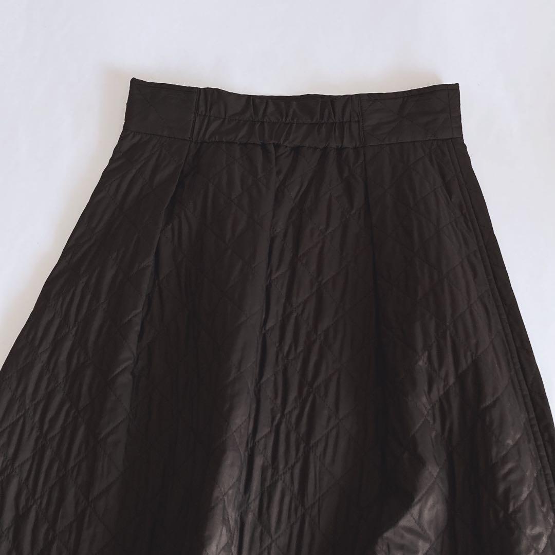 極美品 ブルーレーベルクレストブリッジ キルティングのリバーシブルスカート 38