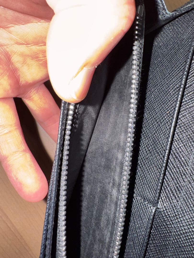 【えす】PRADA プラダ 長財布 サフィアーノレザー