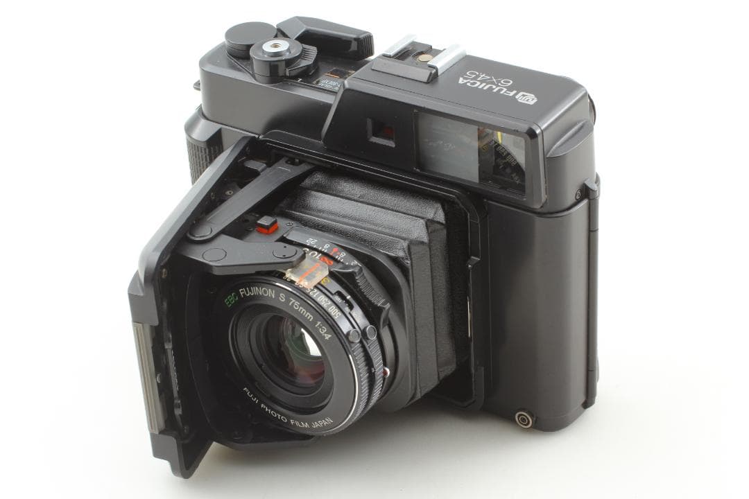 Fujica GS 645 Pro ファインダークリーニング、モルト交換など実施