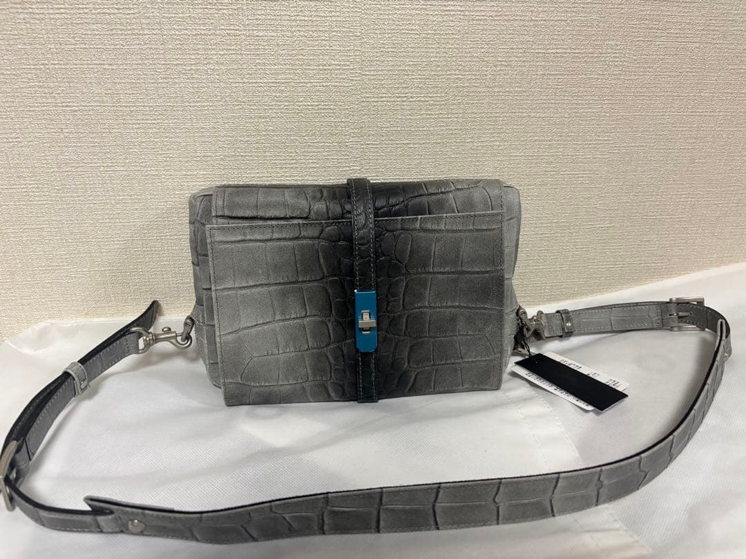 KAZEM.U.L. エムユーエルM U Lクロコダイル型押しショルダー