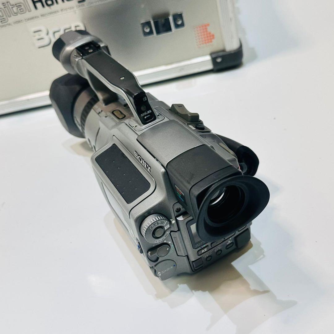 Sony Digital Handycam 3CCD DCR-VX1000動作品