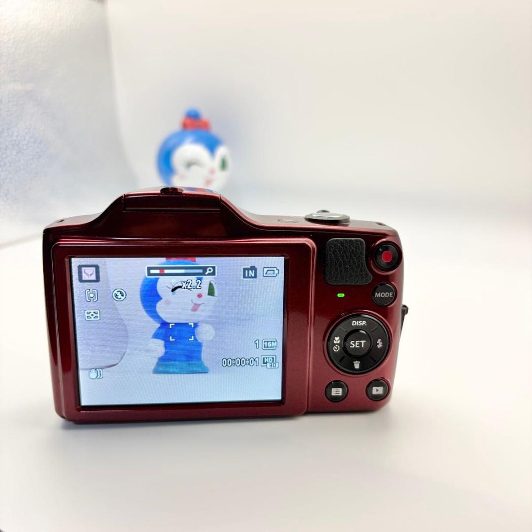 美品　Kodak コダック　PIXPRO fz152 レッド デジタルカメラ