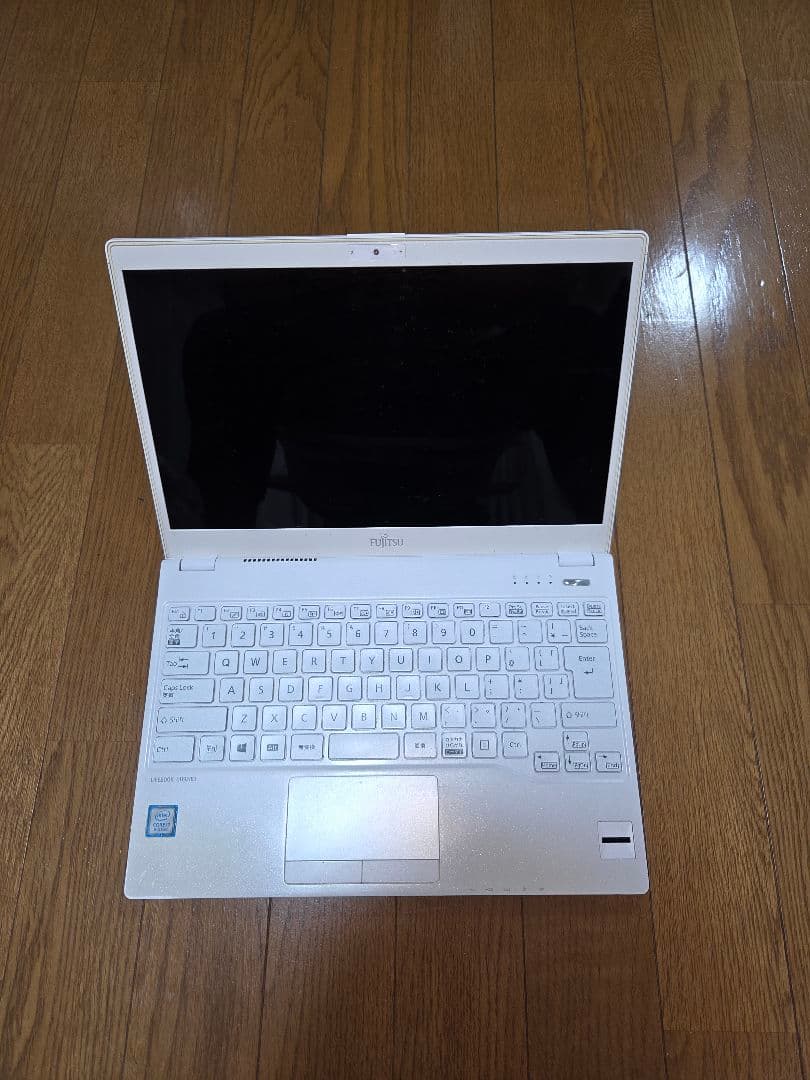 富士通 LIFEBOOK UH92/B3ホワイト タッチパネル