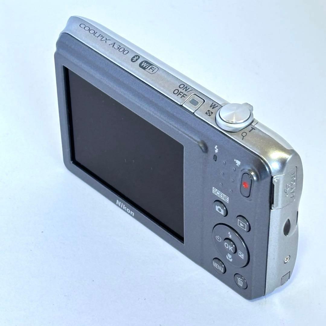 【美品】Nikon coolpix A300 ニコン　コンデジ　SDカード付