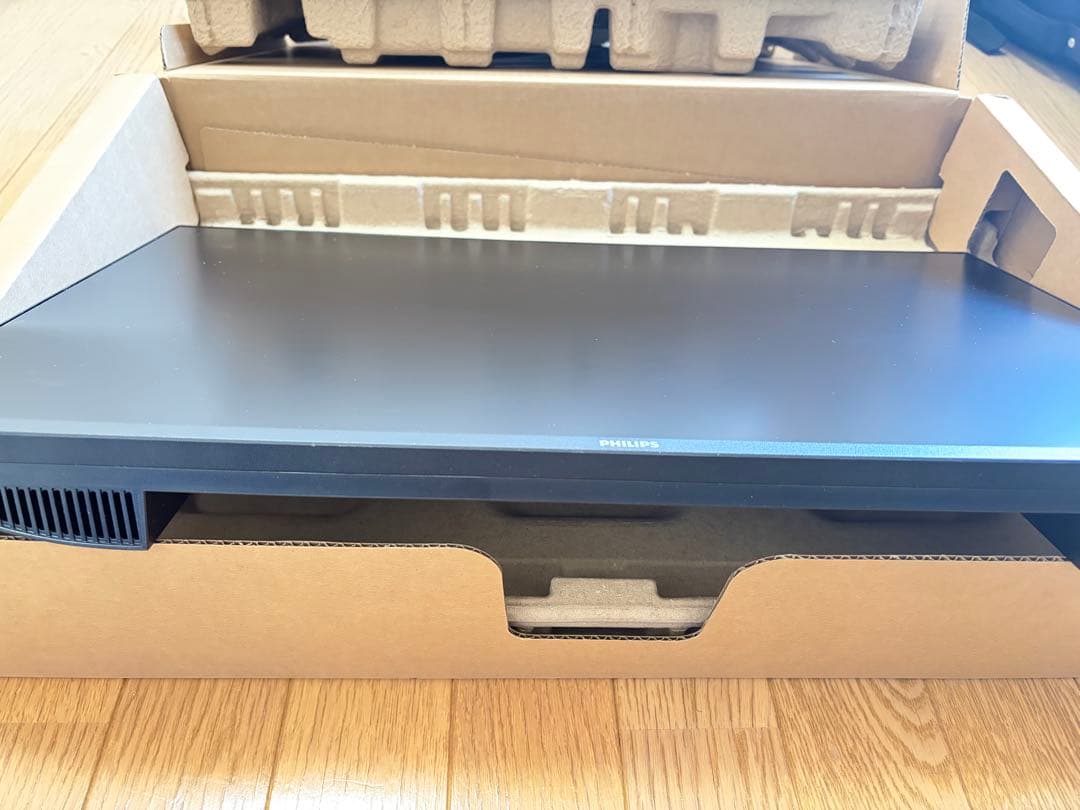 PHILIPS 24インチ IPSモニター 24E1N1300A/11