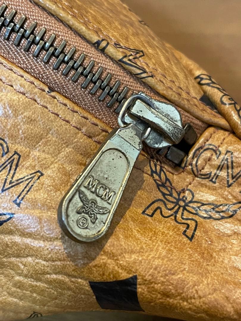 MCM エムシーエム　モノグラム レザー　ウエストポーチ　ボディバッグ