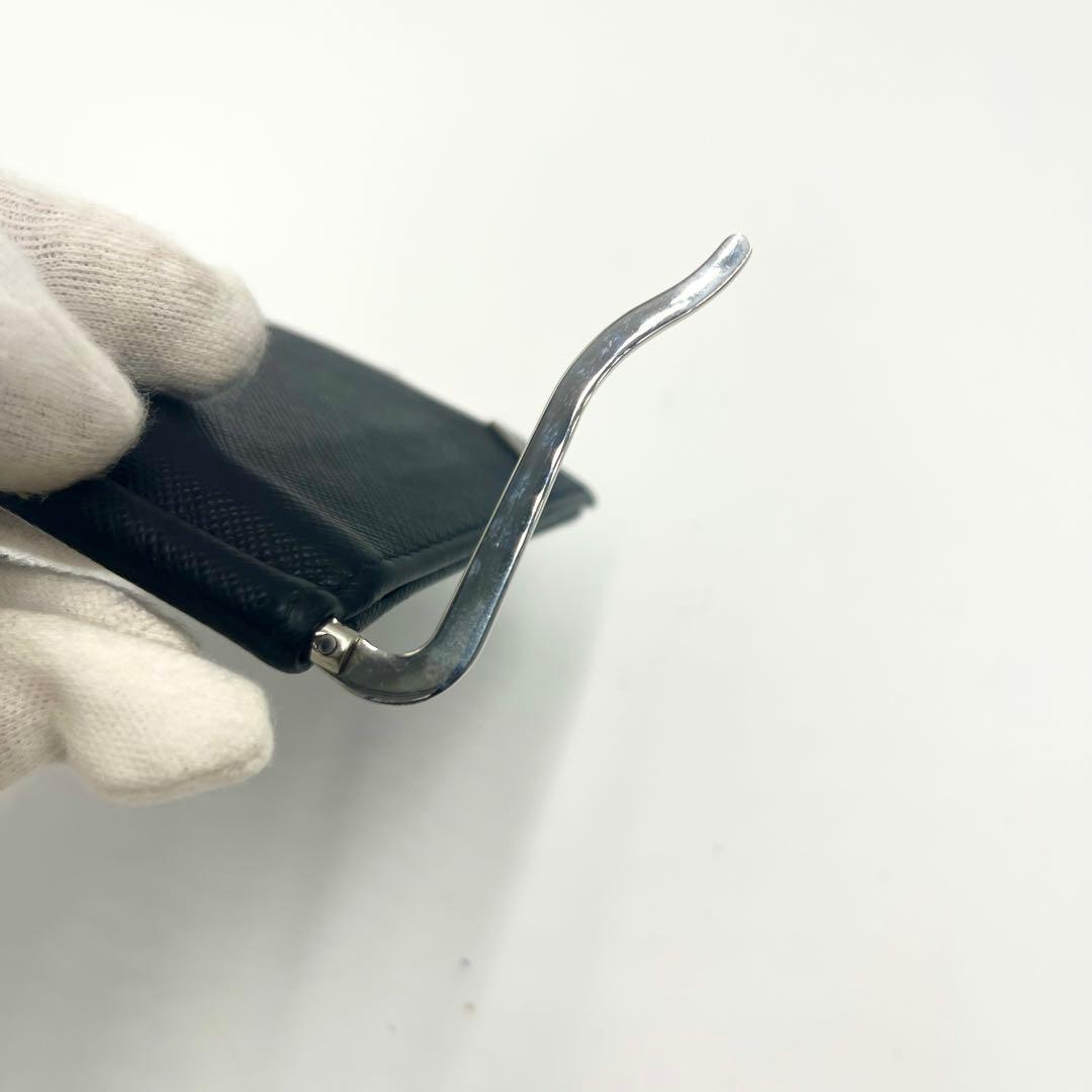 【極美品】プラダ マネークリップ サフィアーノ 二つ折り財布 ブラック