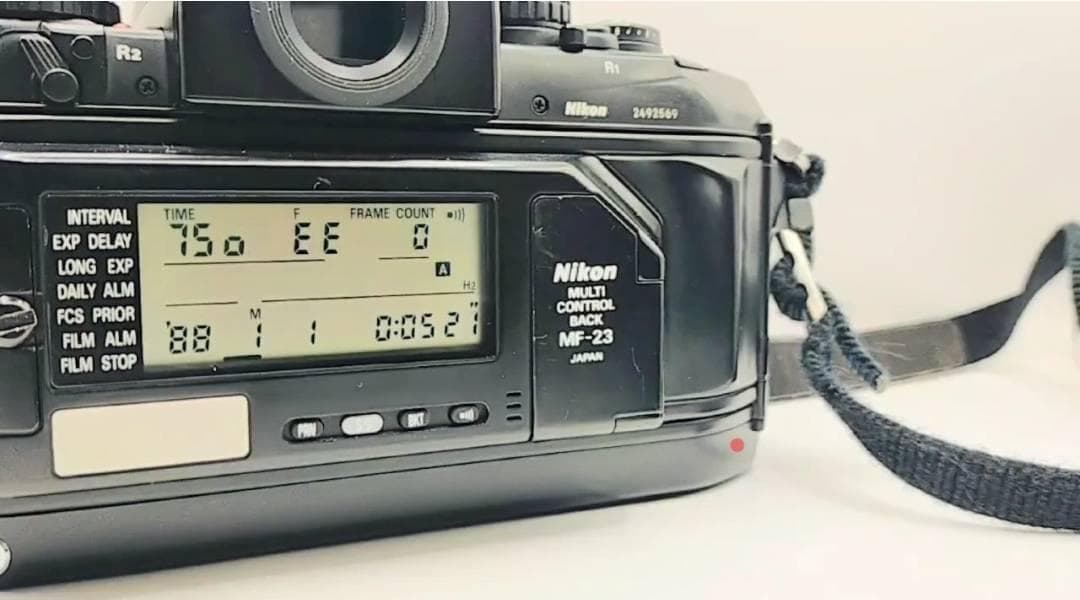 ★極美品★ Nikon F4 / NIKKOR 105mm f2.8 D