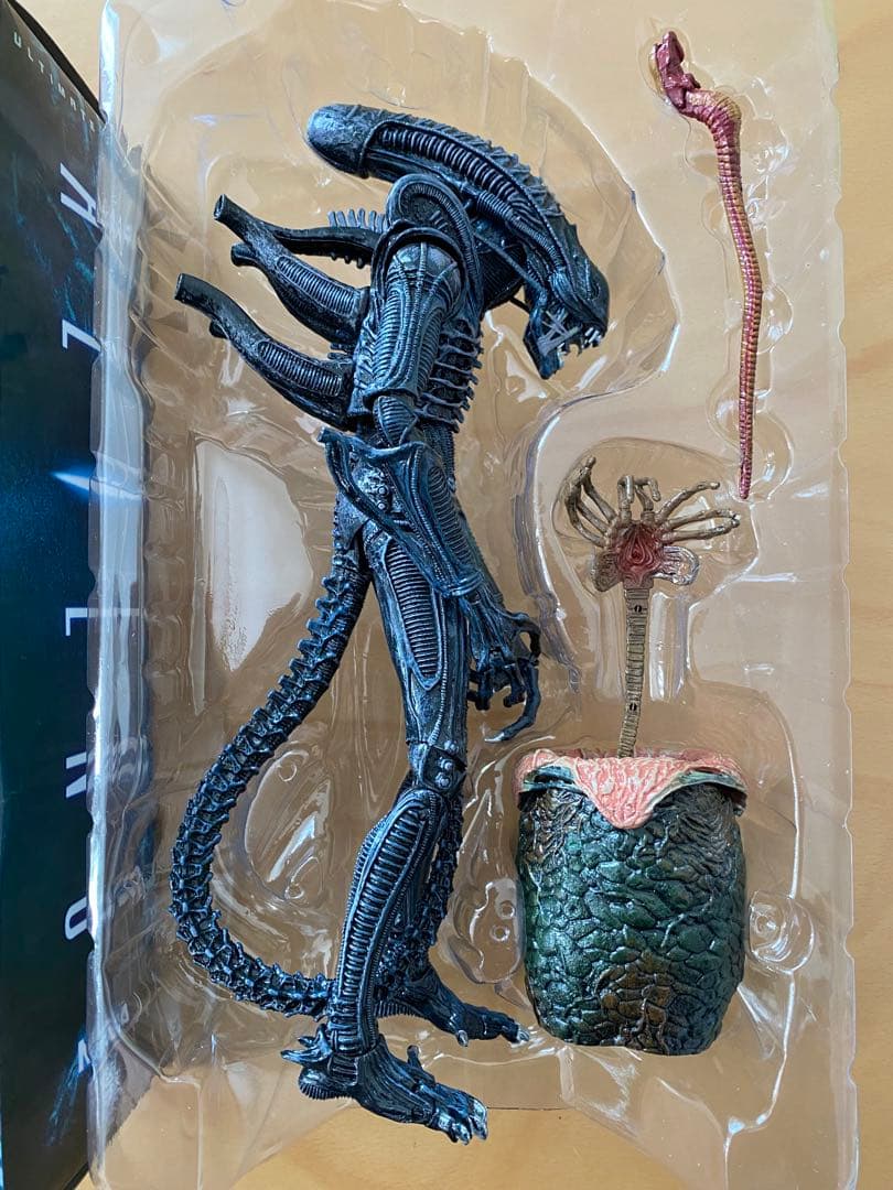 (うっう) NECA ネカ Ultimate warrior エイリアン