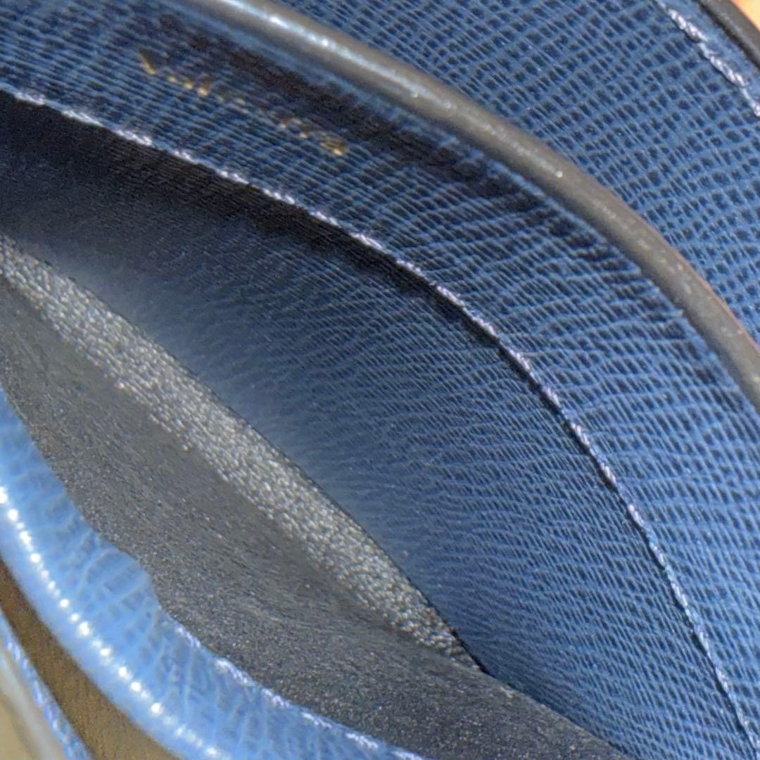 ⭐️新品未使用⭐️　ヴァレクストラ　マネークリップ　二つ折り財布　レザー　ネイビー