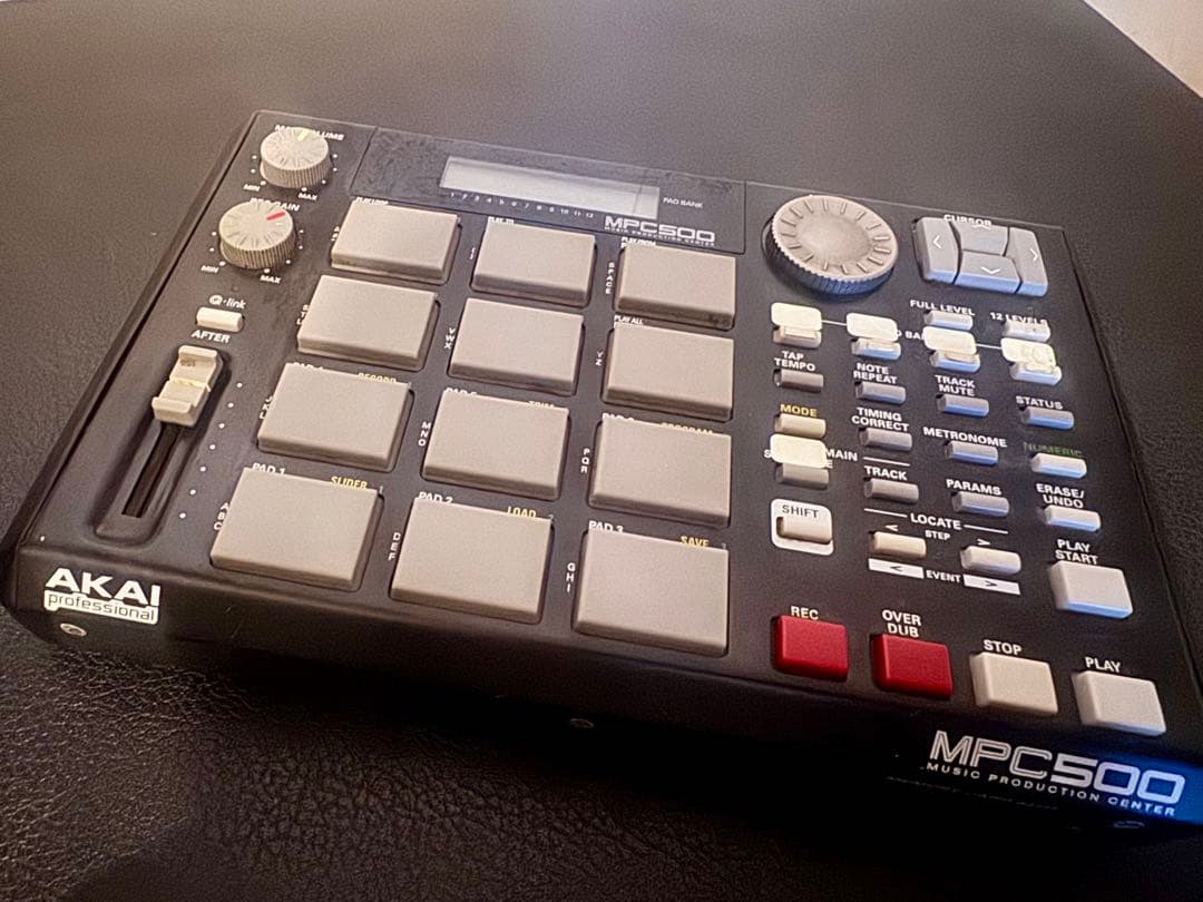 AKAI・MPC500・美品・サンプラー