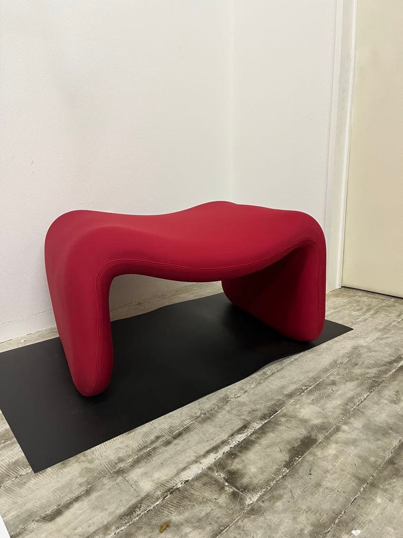 流線型赤い椅子ジンチェアーオットマンのみ