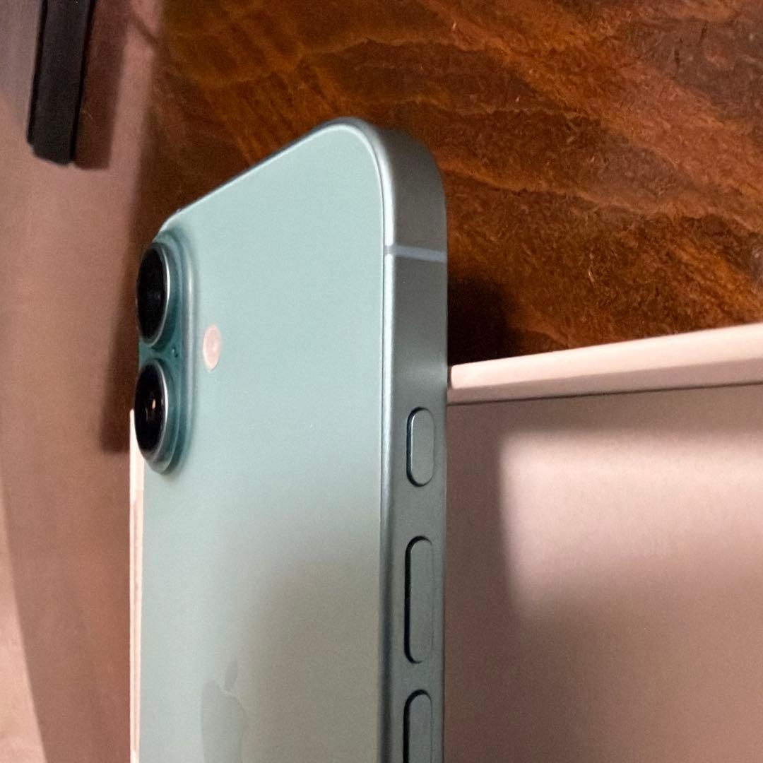 iPhone16 128GB 最大容量100%