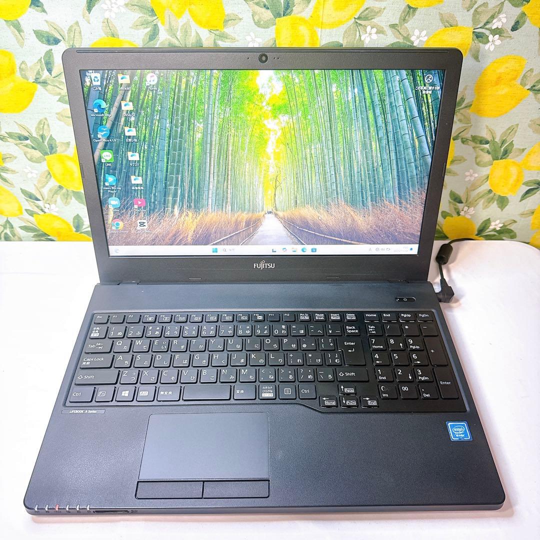 大人気❤️ブラックノートパソコン❤️家計簿作成やDVD鑑賞❤️すぐ使えるFUJITSU