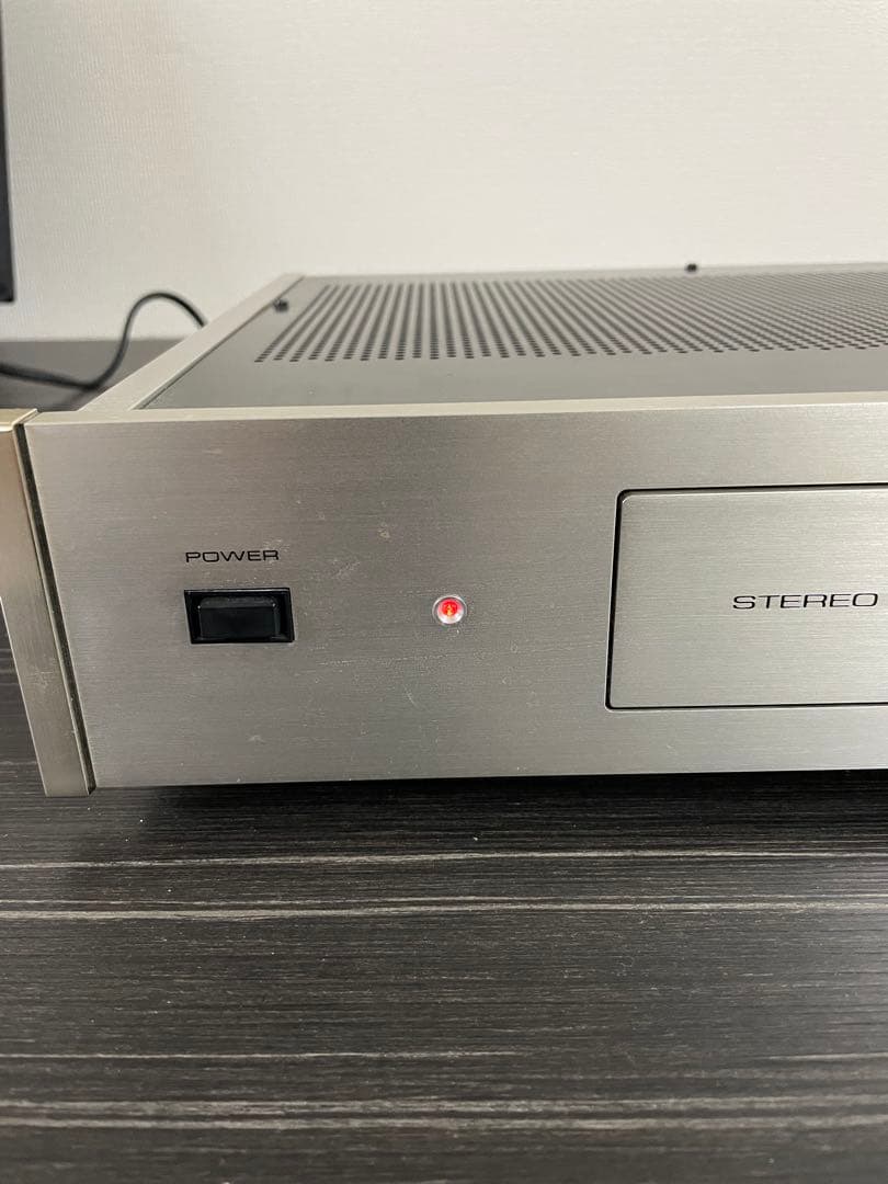 Accuphase アキュフェーズ　C-220 プリアンプ　通電確認済み