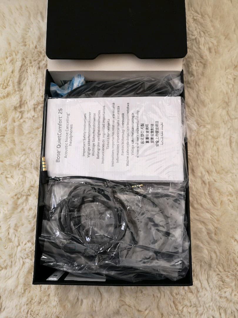 ヘッドホン BOSE QuietComfort 25