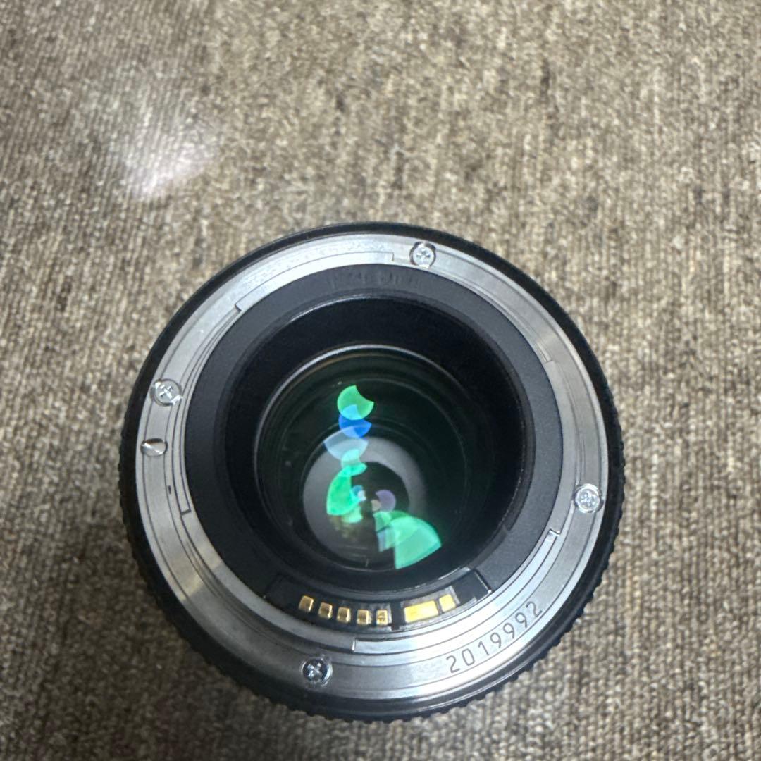 Canon EF 100mm f/2.8L Macro IS USM キャノン