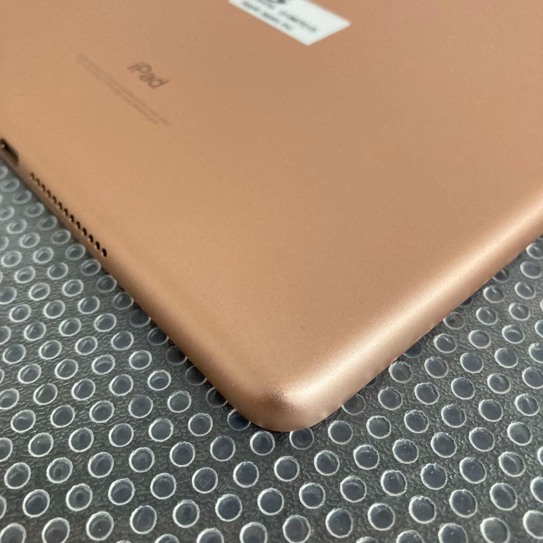 1008 電池最良好☆比較的美品☆iPad6 第6世代 32GB WIFIモデル