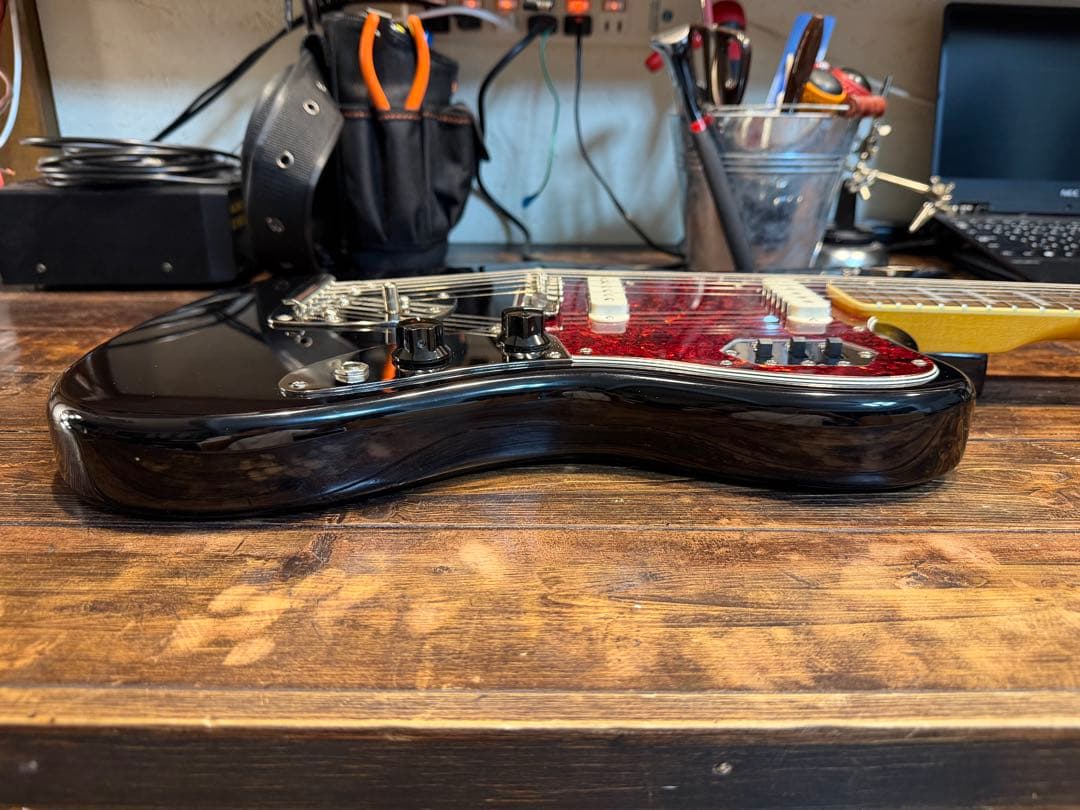 美品　Squier Jaguar Classic Vibe '70s