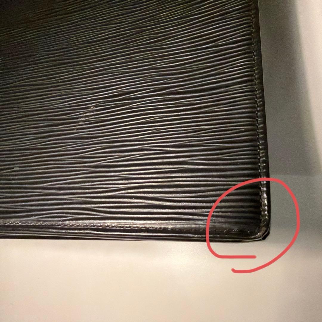 ルイヴィトン【LOUIS VUITTON】ヴィトン エピ　オンブル　ノワール