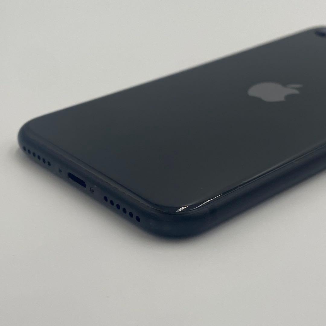 Apple iPhone SE 64GB (MHGP3J/A) 美品 ブラック