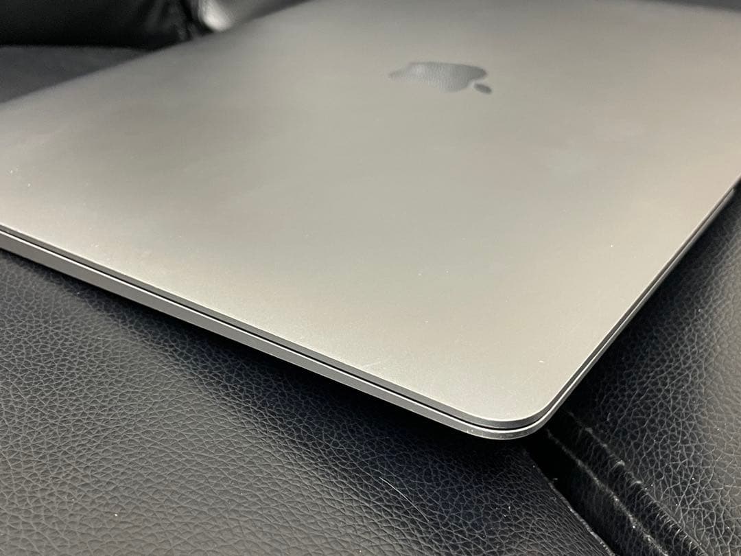 美品 M1モデル Macbook Air 13インチ 256GB バッテリー良好
