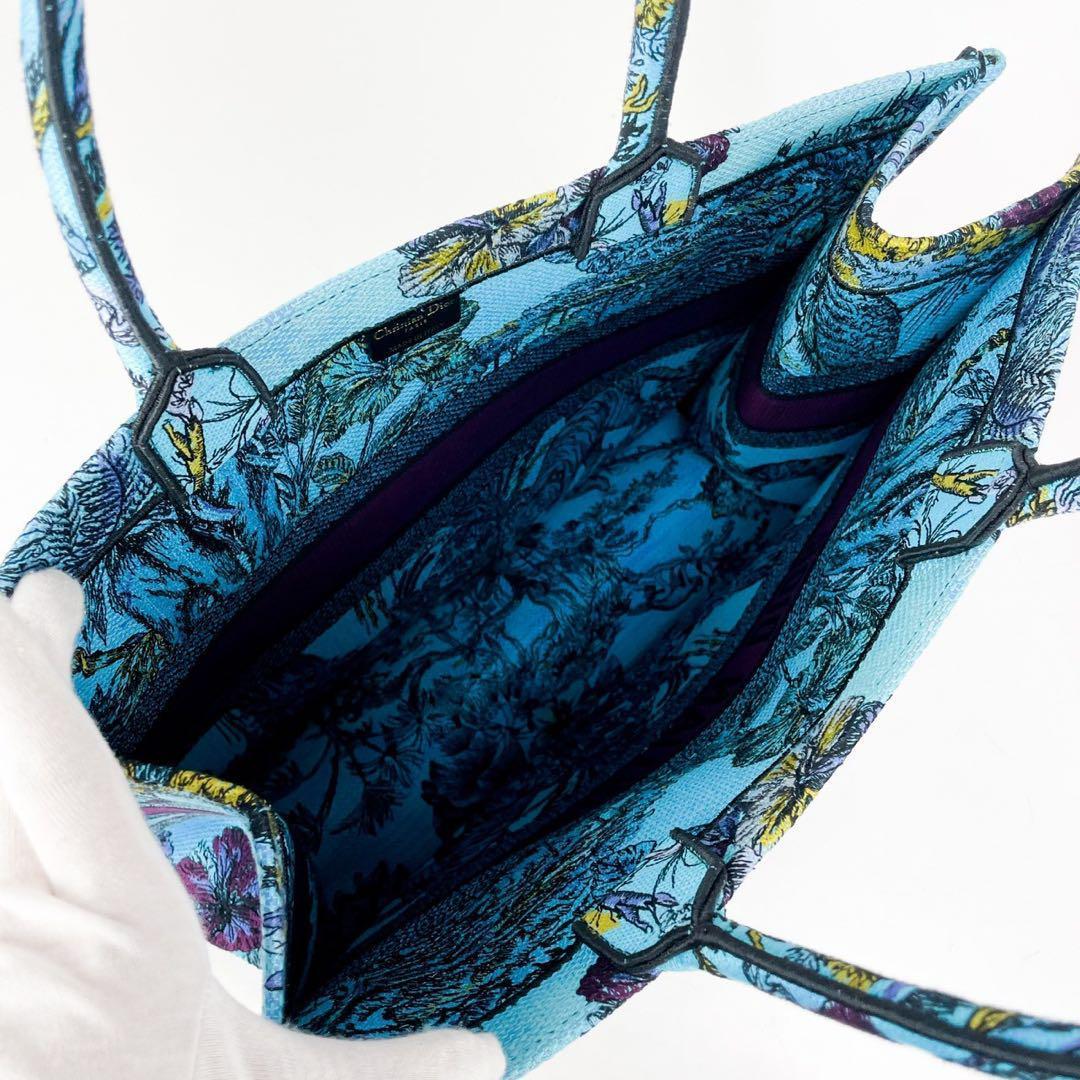 未使用級！希少ブルー！クリスチャン・ディオールブックトートラージトワルドゥジュイ