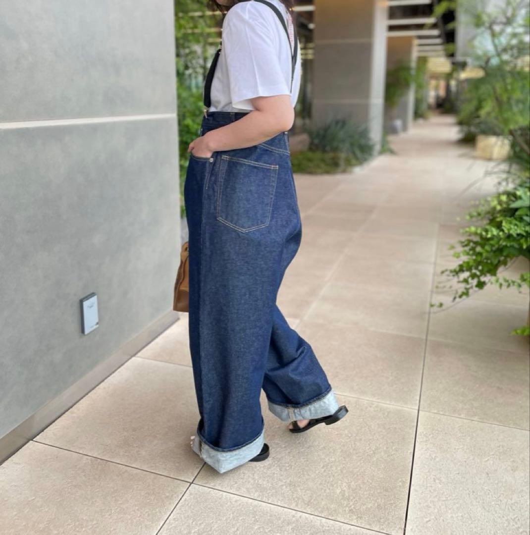 アンスクリア　ルーズフィットデニム　カレンソロジー