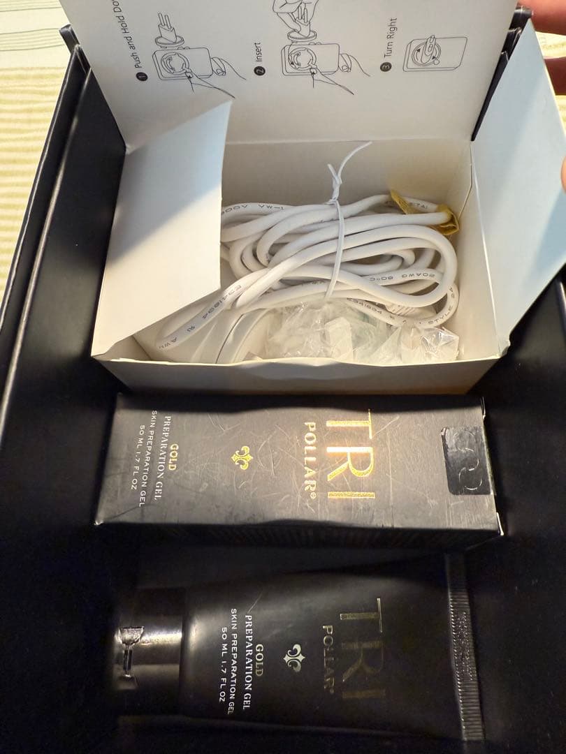 TRIPOLLAR STOP VX GOLD 美顔器 ゴールド