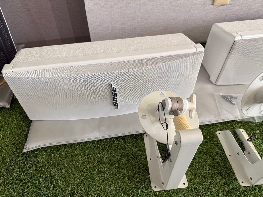 源*二様 BOSE panaray402Ⅱスピーカー 壁面吊り下げ式　ダンススタ