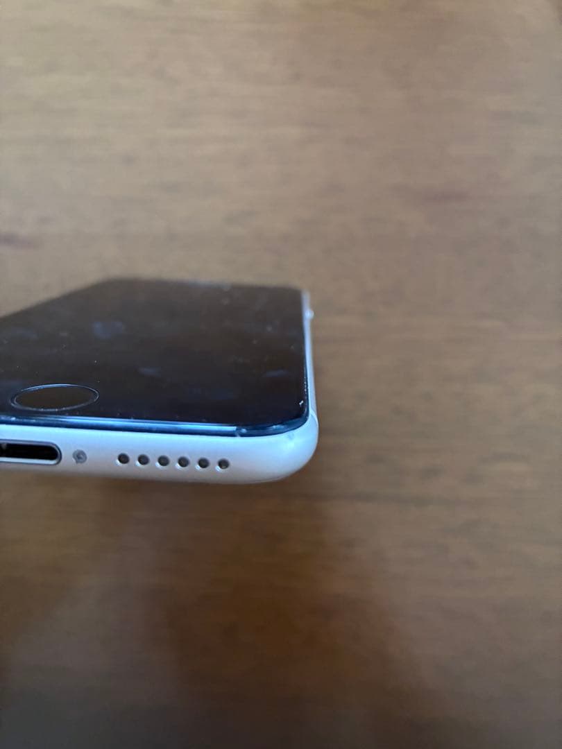 iPhone SE(第3世代)本体 64GB