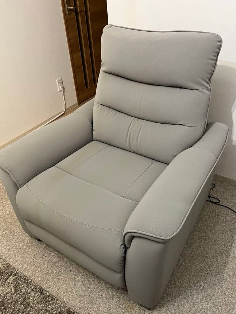 ニトリ 電動リクライニングソファ 一人掛け