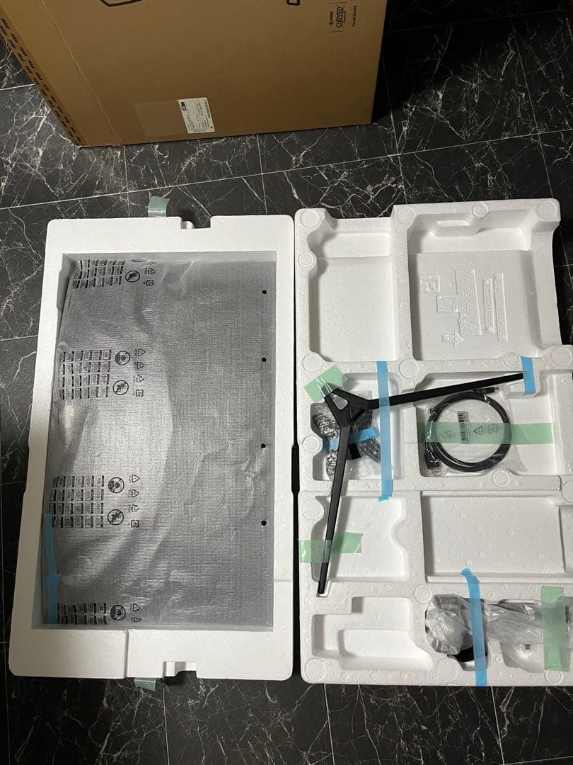 ⭐️MSI曲面型モニター⭐️31.5インチ