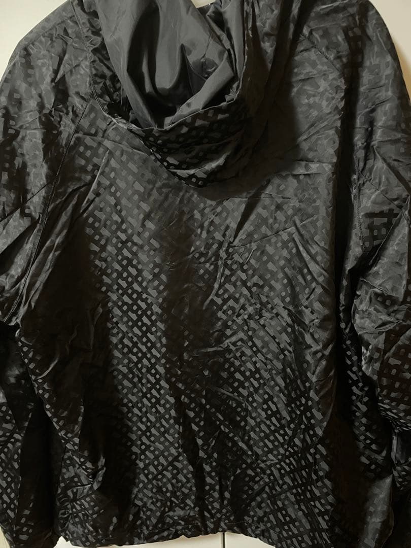 BOSS ボス　ブラック フード付きジャケット