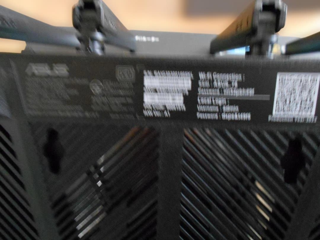 ＡＳＵＳ　ＬＡＮ(Ｗｉ-Ｆｉ)ルーター　ＲＴＡＸ-５４００