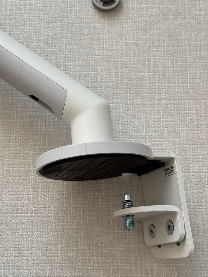 ハーマンミラー CBS モニターアーム FLO ホワイト