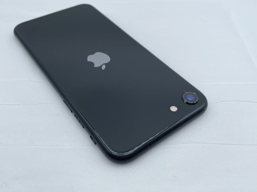 た*ン様 iPhone SE (第2世代) ブラック 128GB SIMフリー