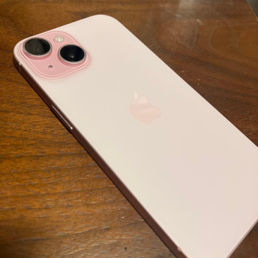 Apple iPhone 15 128G ピンク 本体　バッテリー81%