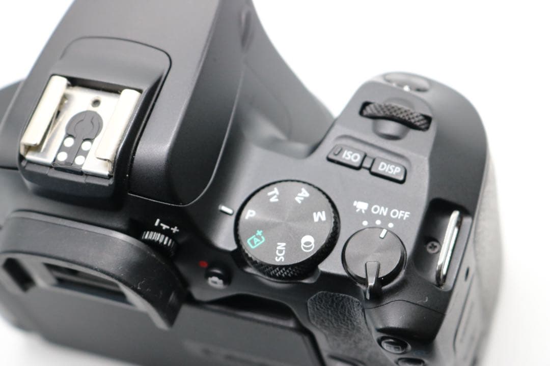 超美品ですが… 【Canon EOS Kiss X10 ダブルレンズセット】