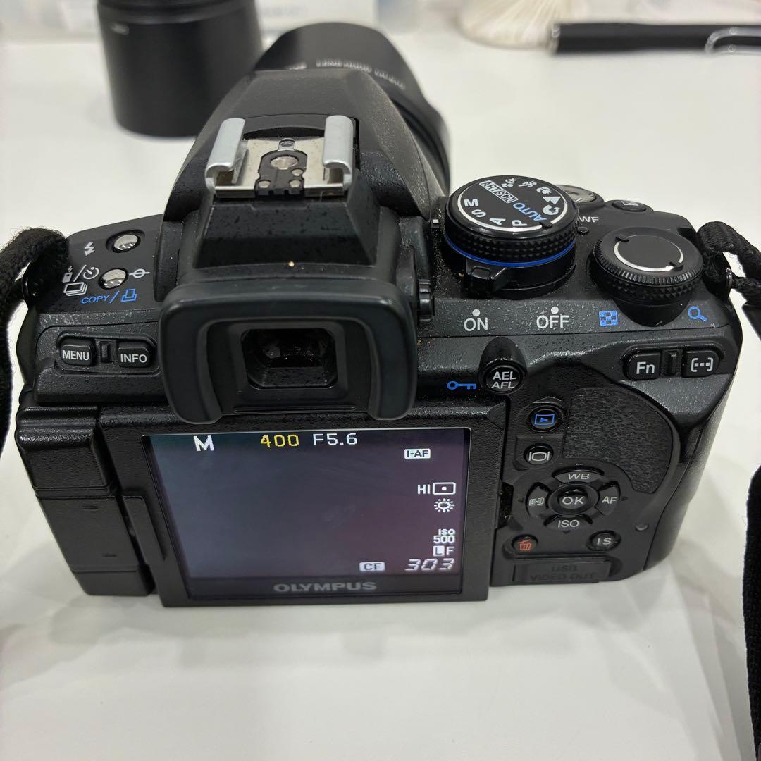 オリンパス E-620 デジタル一眼レフ＋14-42mm レンズセット フード付