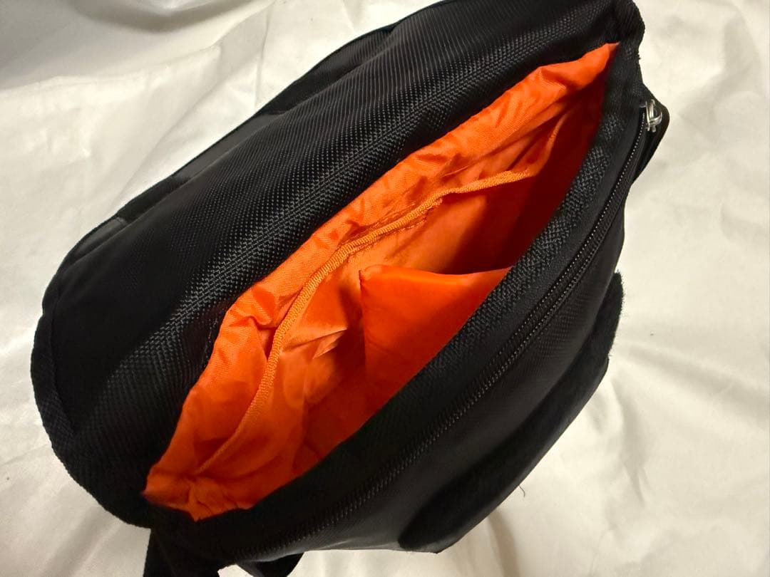 Nikon D5300 ダブルズームキット　収納バッグ付き